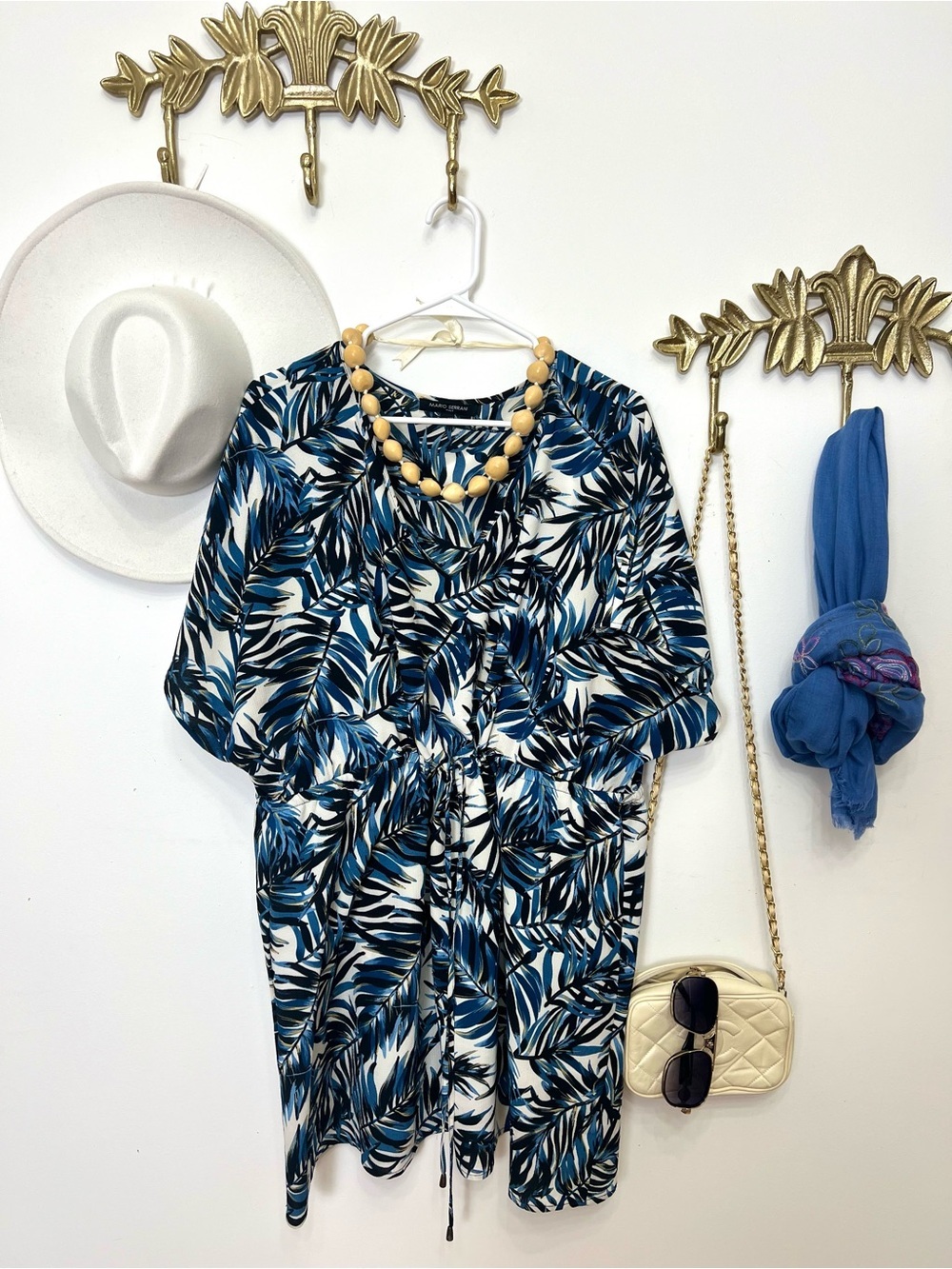 🆕🇮🇹Tropic Chic Blue Leaf-Print Women's Drawstring  dress ptp 25” l 34.5”